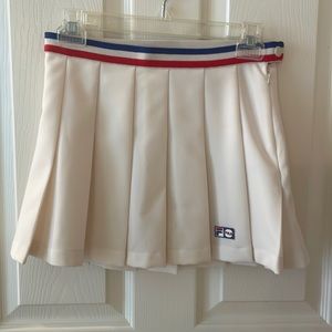 Fila pleated skirt off white xs